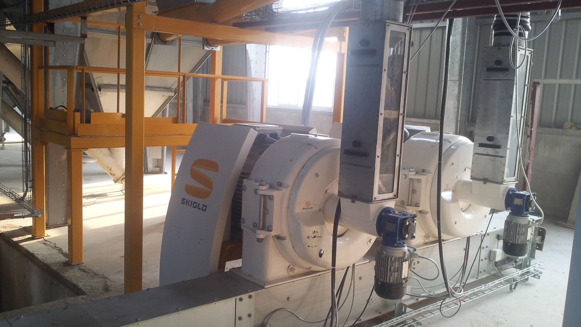 Two SKIOLD disc mills installed on feed mill in China 